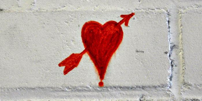 1440x2560 Heart Arrow Love Graffiti Wallpaper - iPhone, Android & Desktop