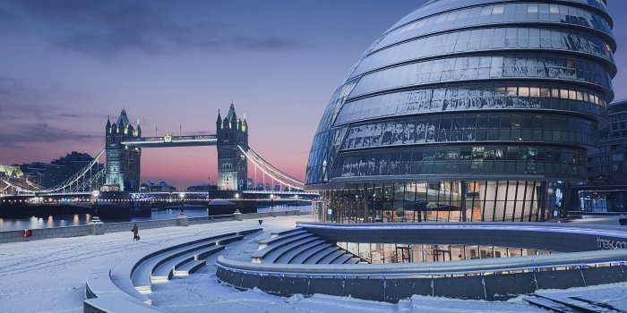 5120x3200 Early Winter Morning In London Wallpaper - [5120x3200]