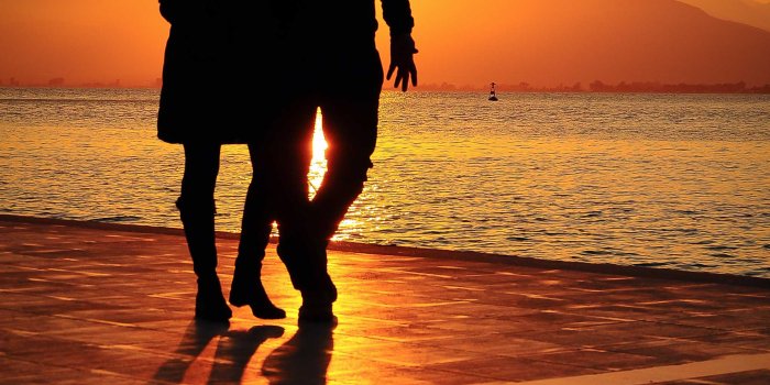 2036x2928 15+ Pictures of Love Couples at Sunset, Couple Sunset Wallpapers