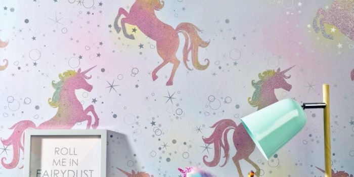 900x900 Be Dazzled Dancing Unicorn Rainbow Wallpaper