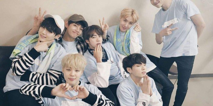 1024x768 Bts Fake Love Wallpaper Wallpaper Download - Bts Group Photo Twitter